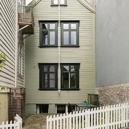 Ks12 - Charming 3br Townhouse 베르겐