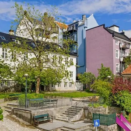 Ks12 - Charming 3br Townhouse 베르겐